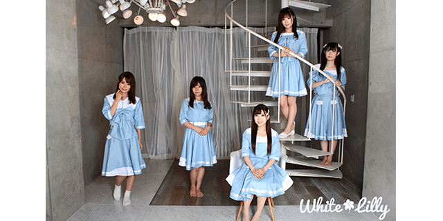 WhiteLilly